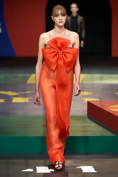 Look 84